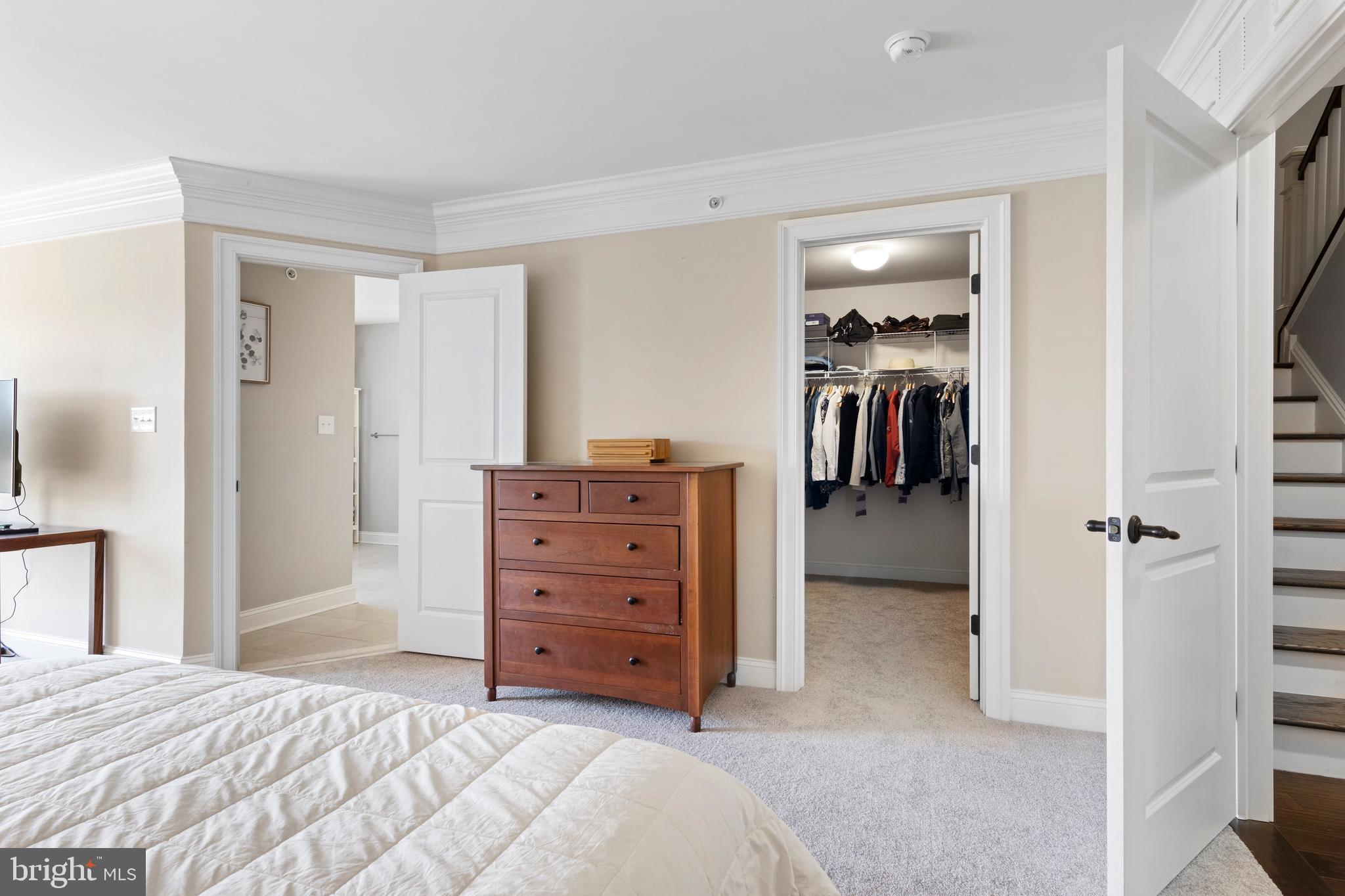 76 Parkview Cir