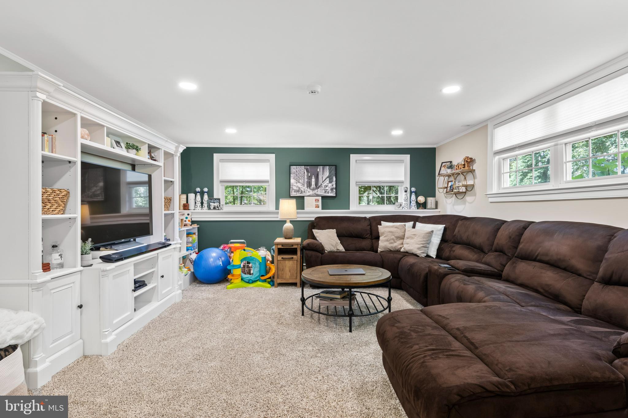 104 Spring Rd