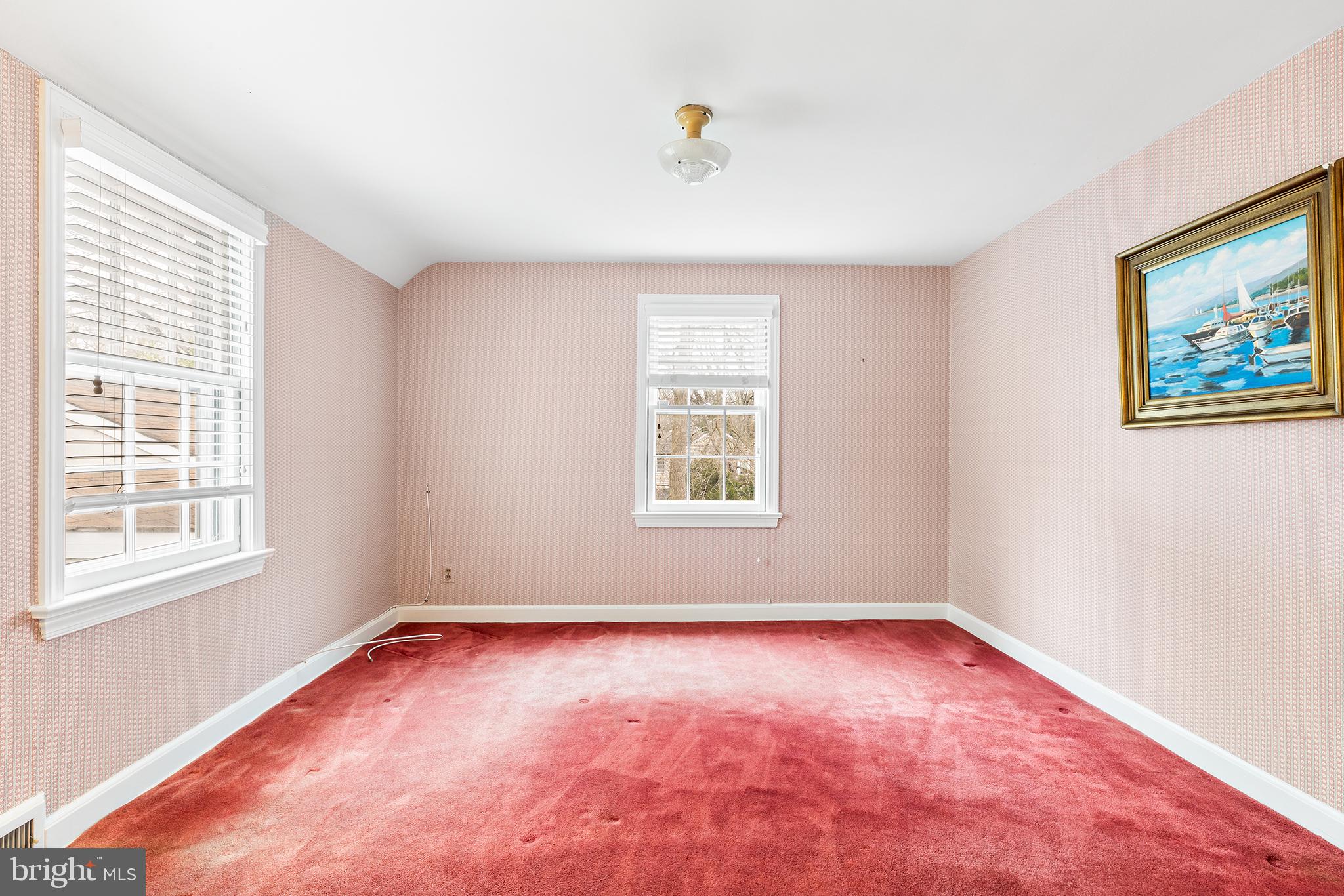 541 W Beechtree Ln