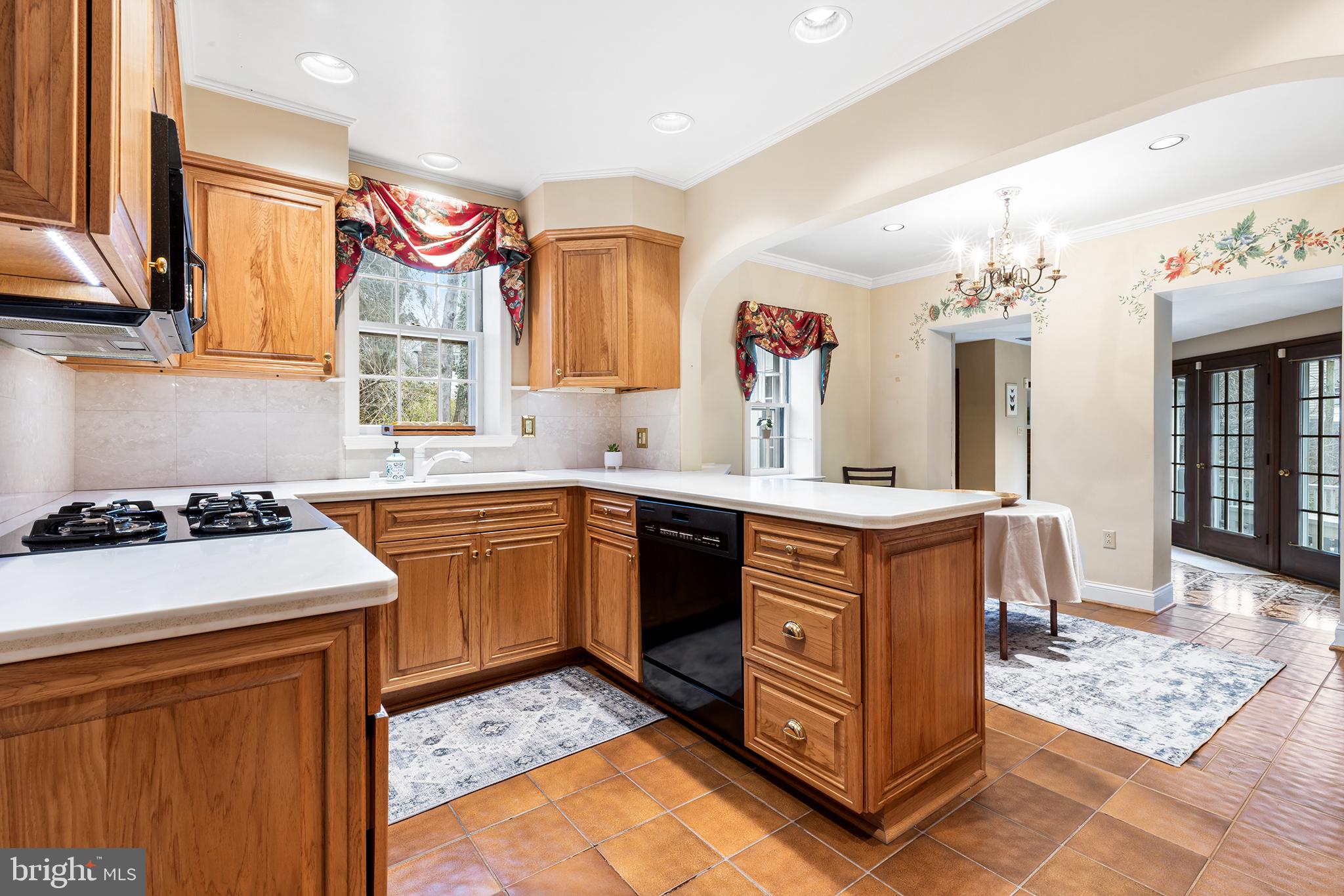 541 W Beechtree Ln