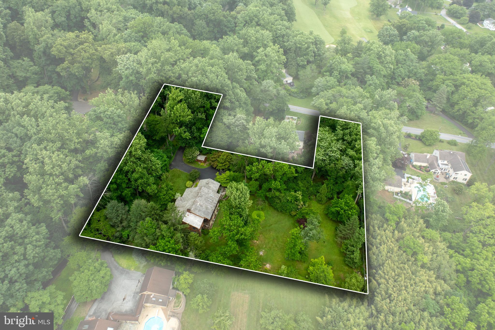 215 Downing Rd