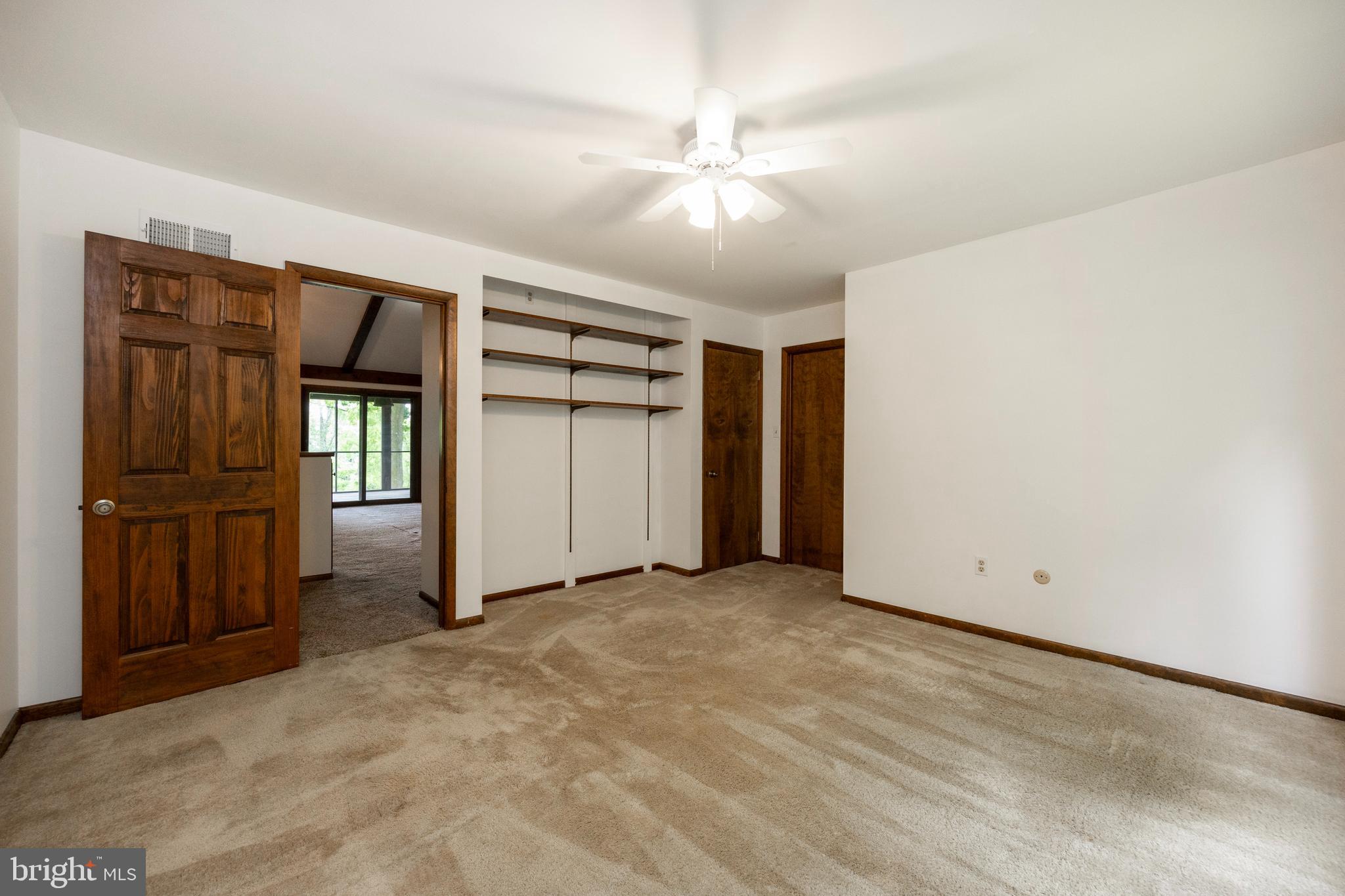 215 Downing Rd