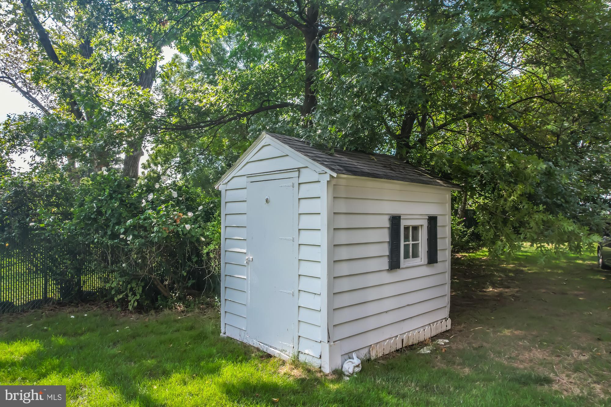 978 W Conestoga Rd