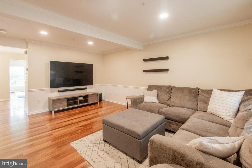 602 Coach Hill Ct