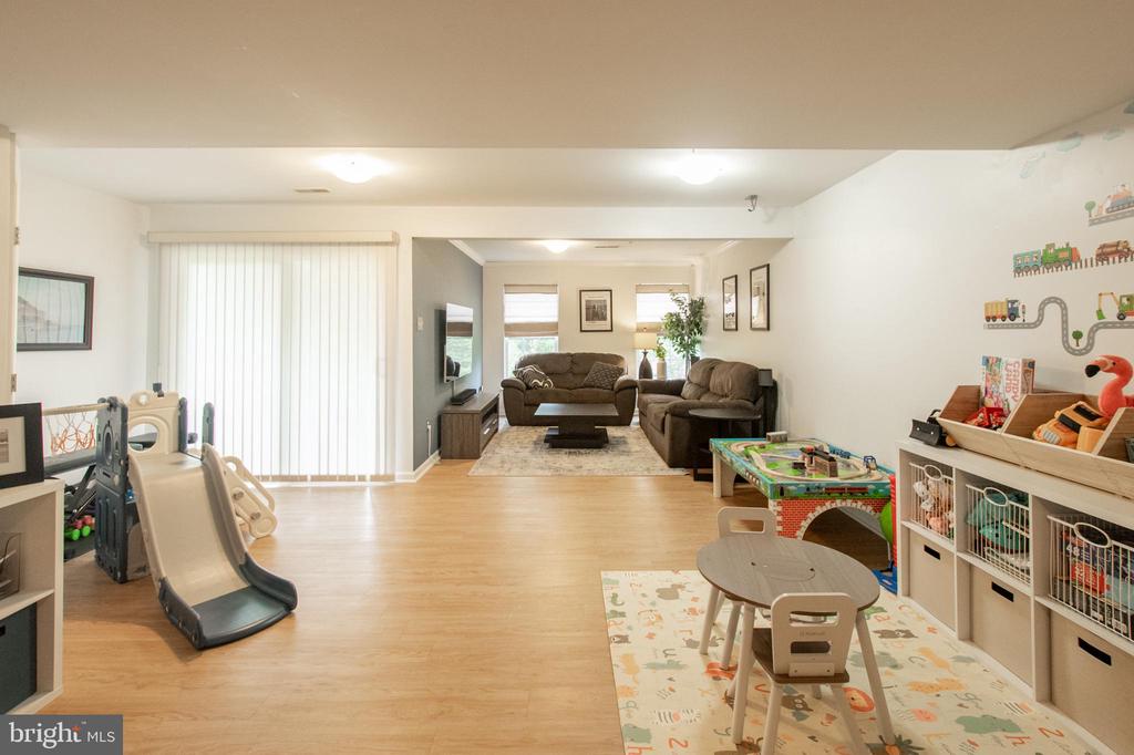602 Coach Hill Ct