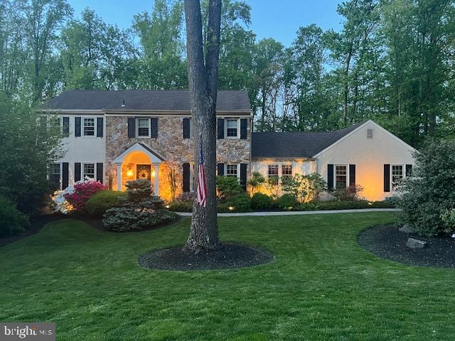 807 Llanelly Ln
