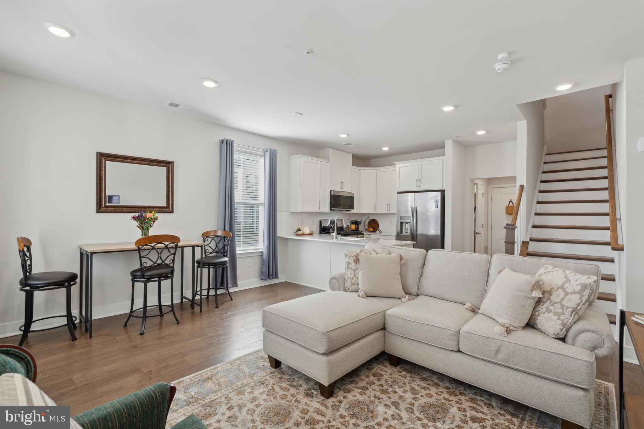 900 Anvil Ct