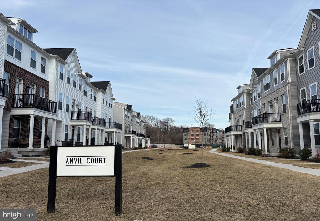 900 Anvil Ct