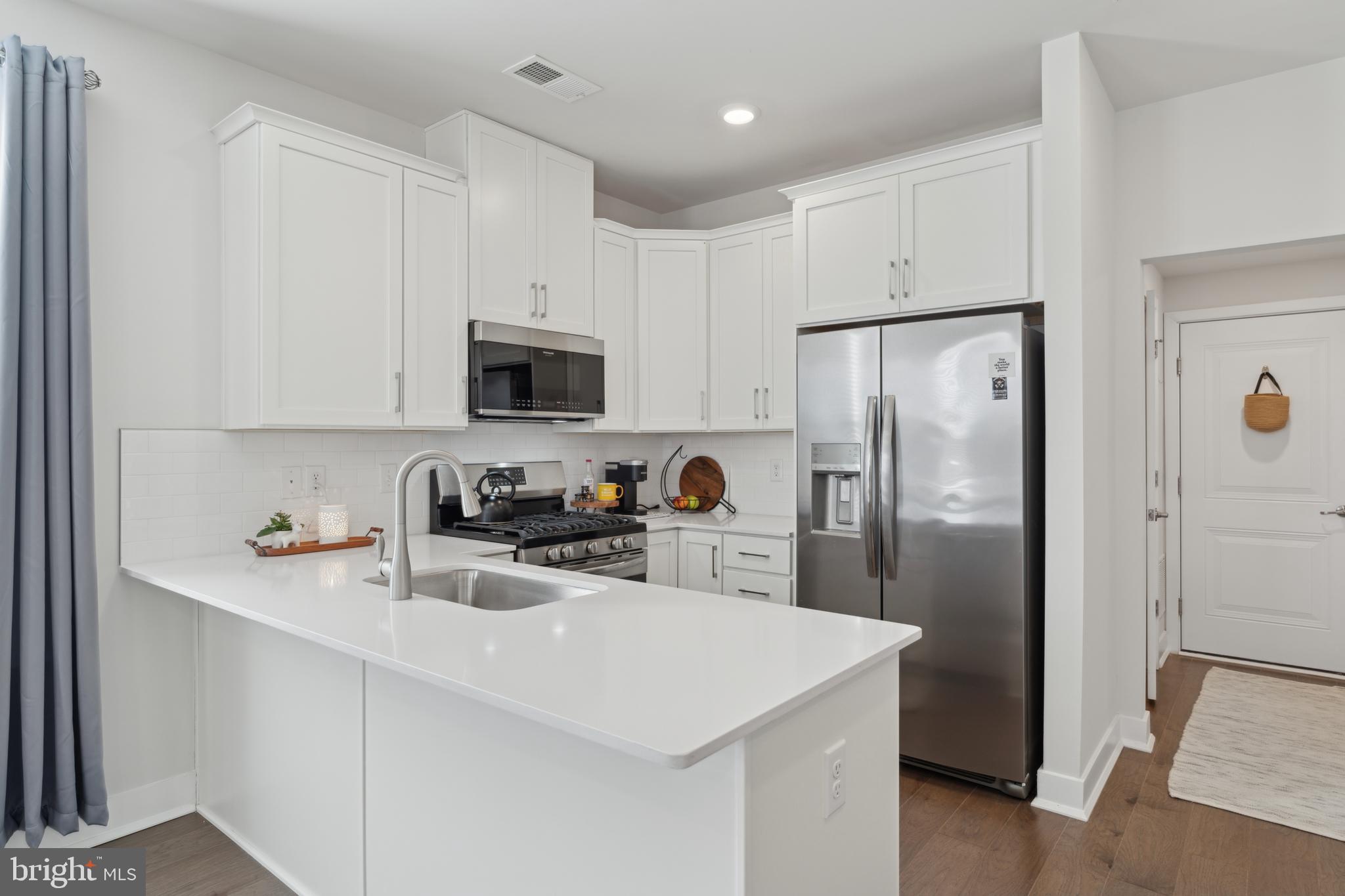 900 Anvil Ct
