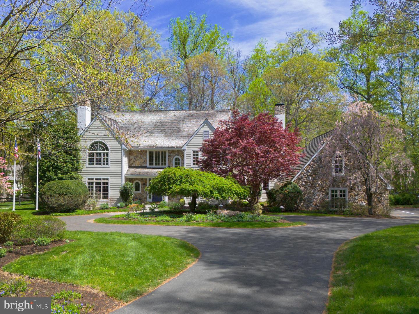 1264 Farm Rd