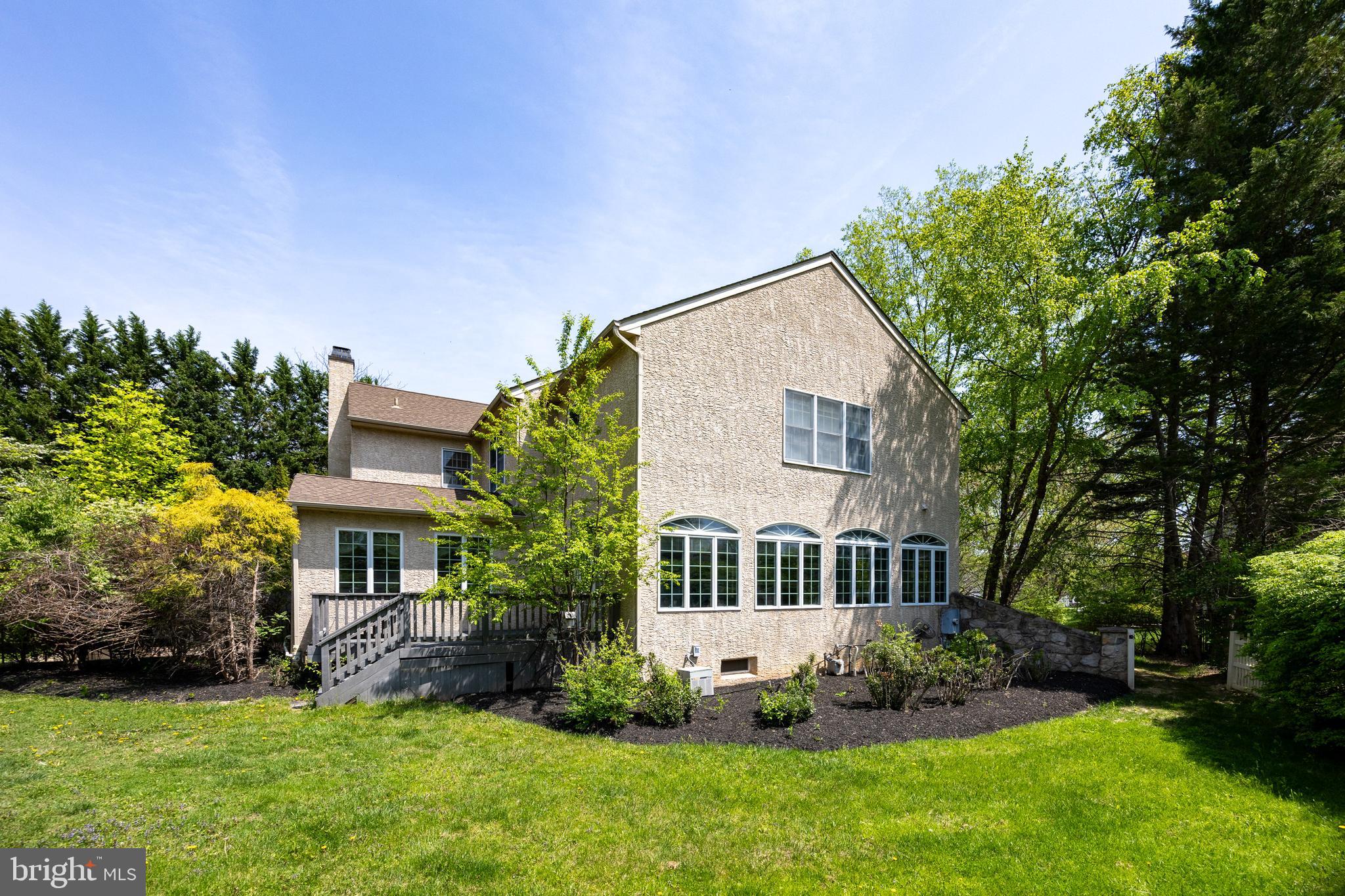 301 Bell Ct