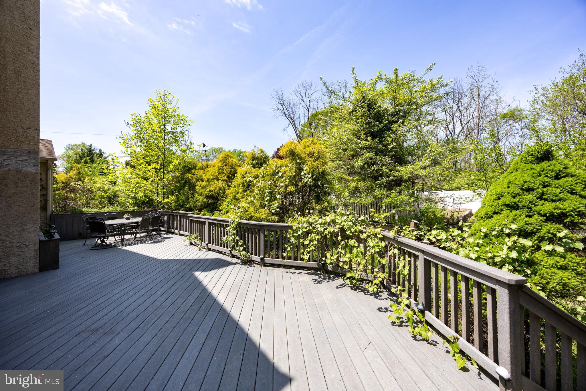 301 Bell Ct