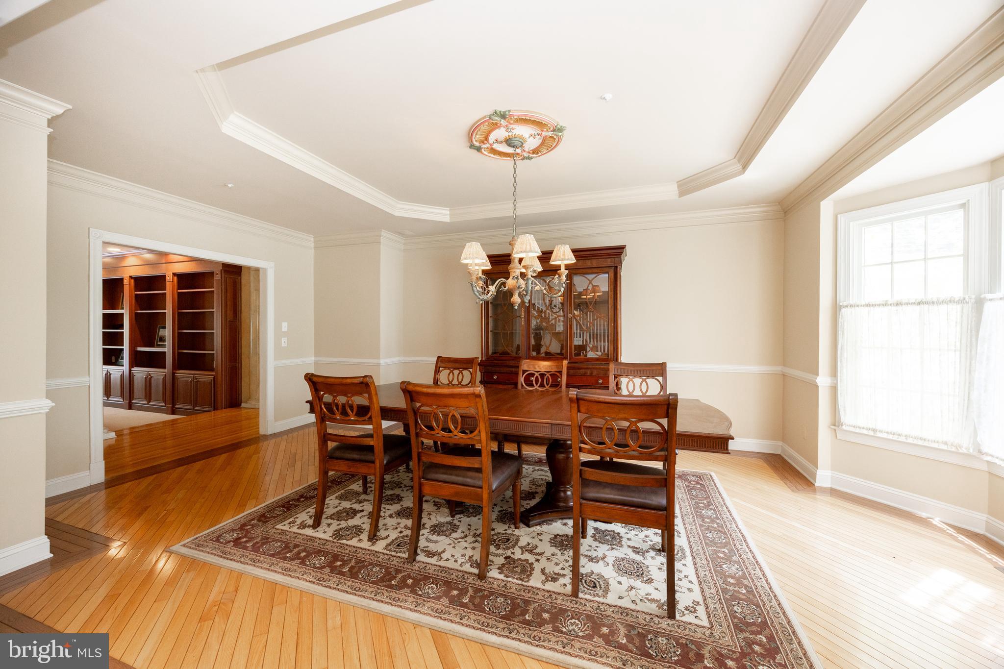 301 Bell Ct