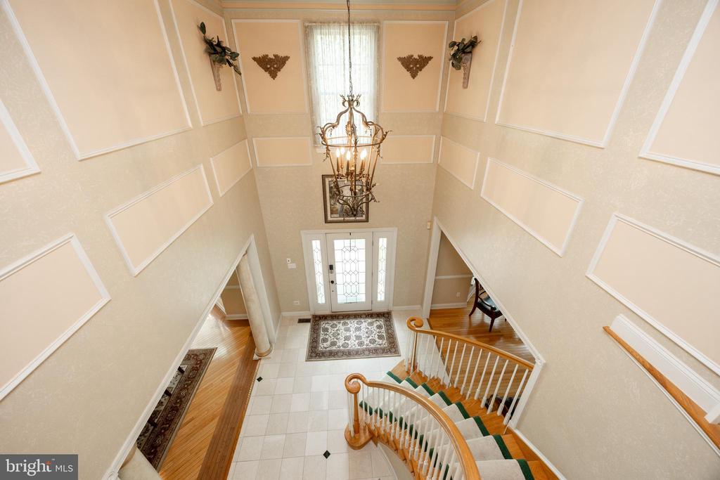 301 Bell Ct
