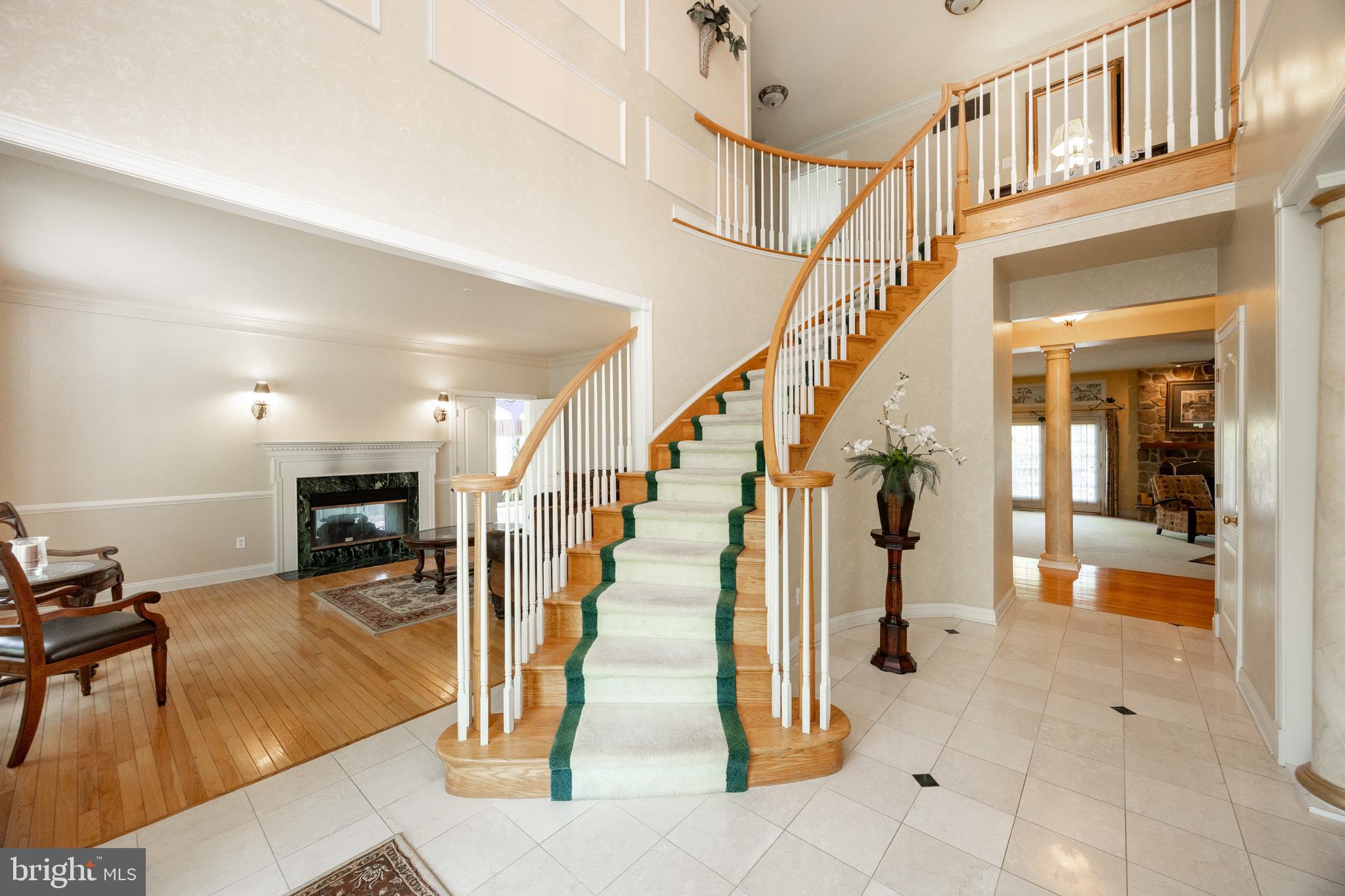 301 Bell Ct
