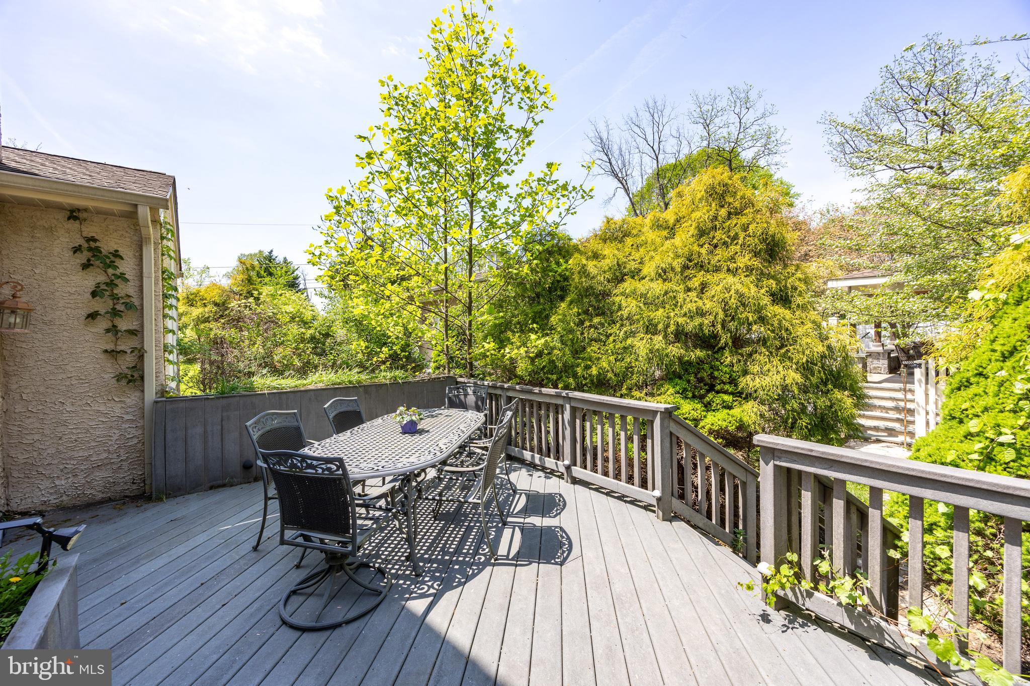 301 Bell Ct