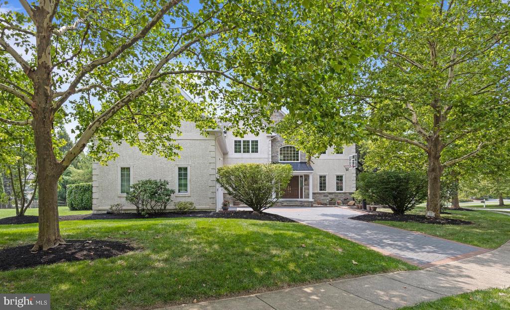508 Doral Cir