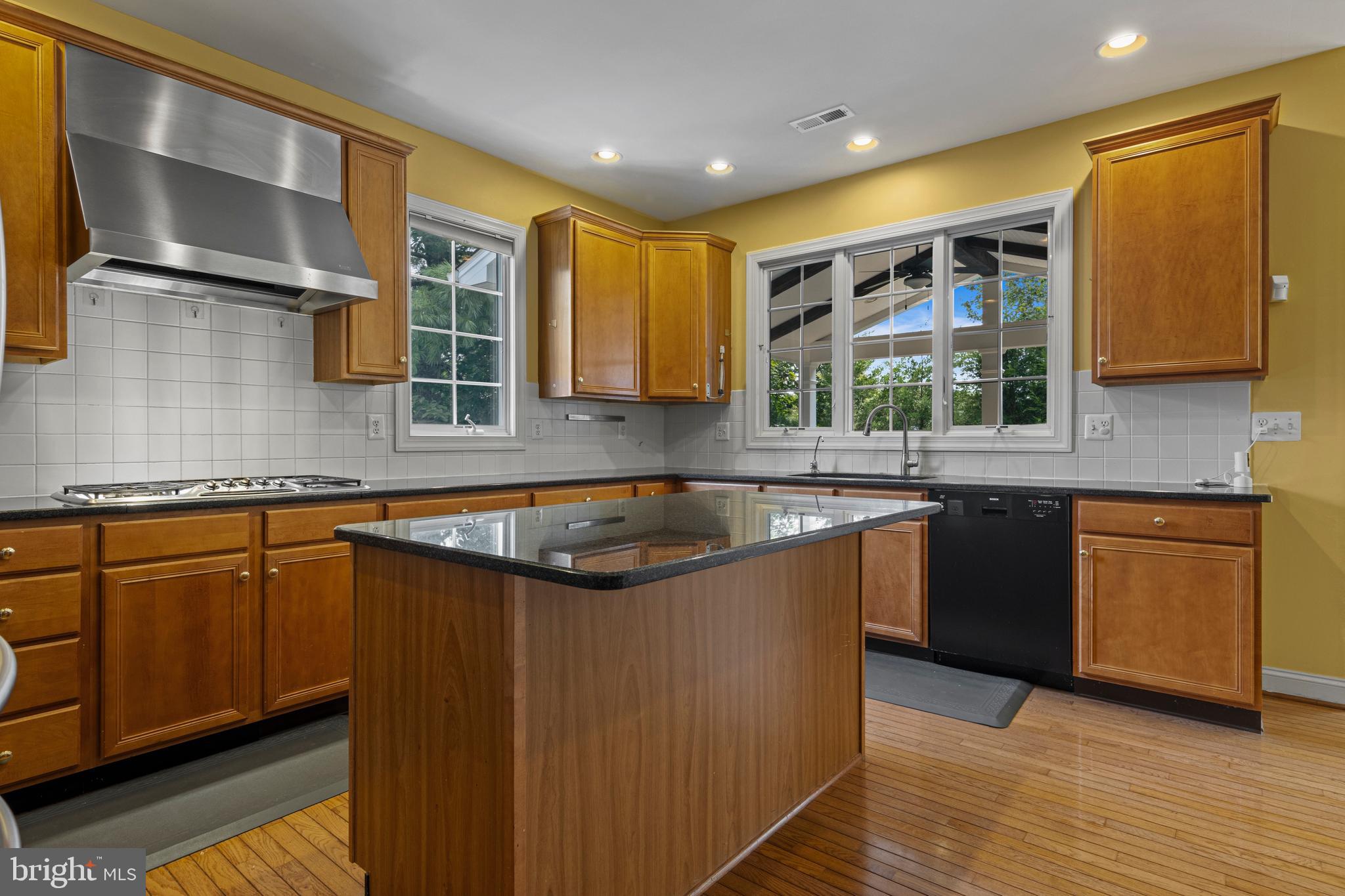 508 Doral Cir