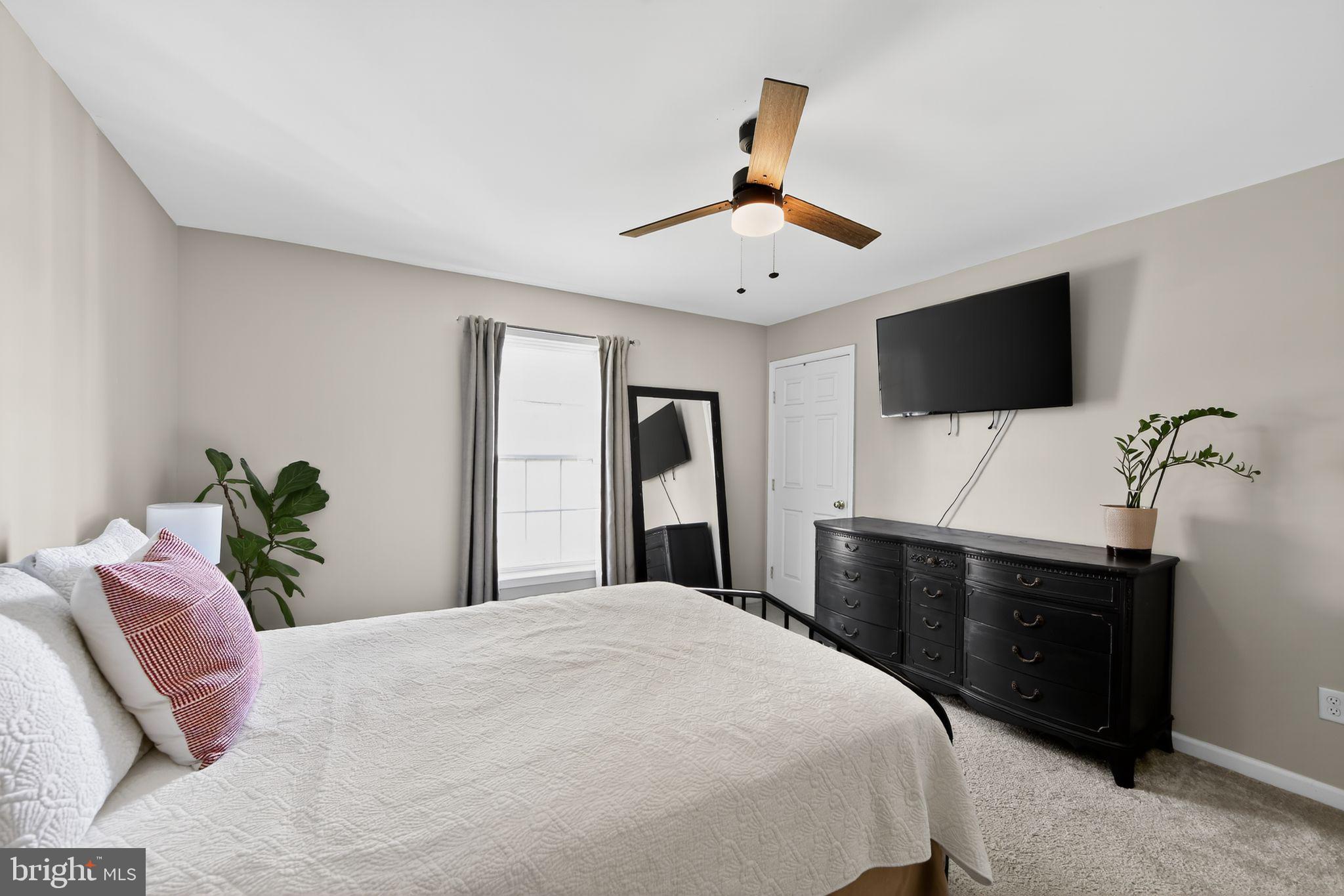 223 PARKVIEW BOULEVARD