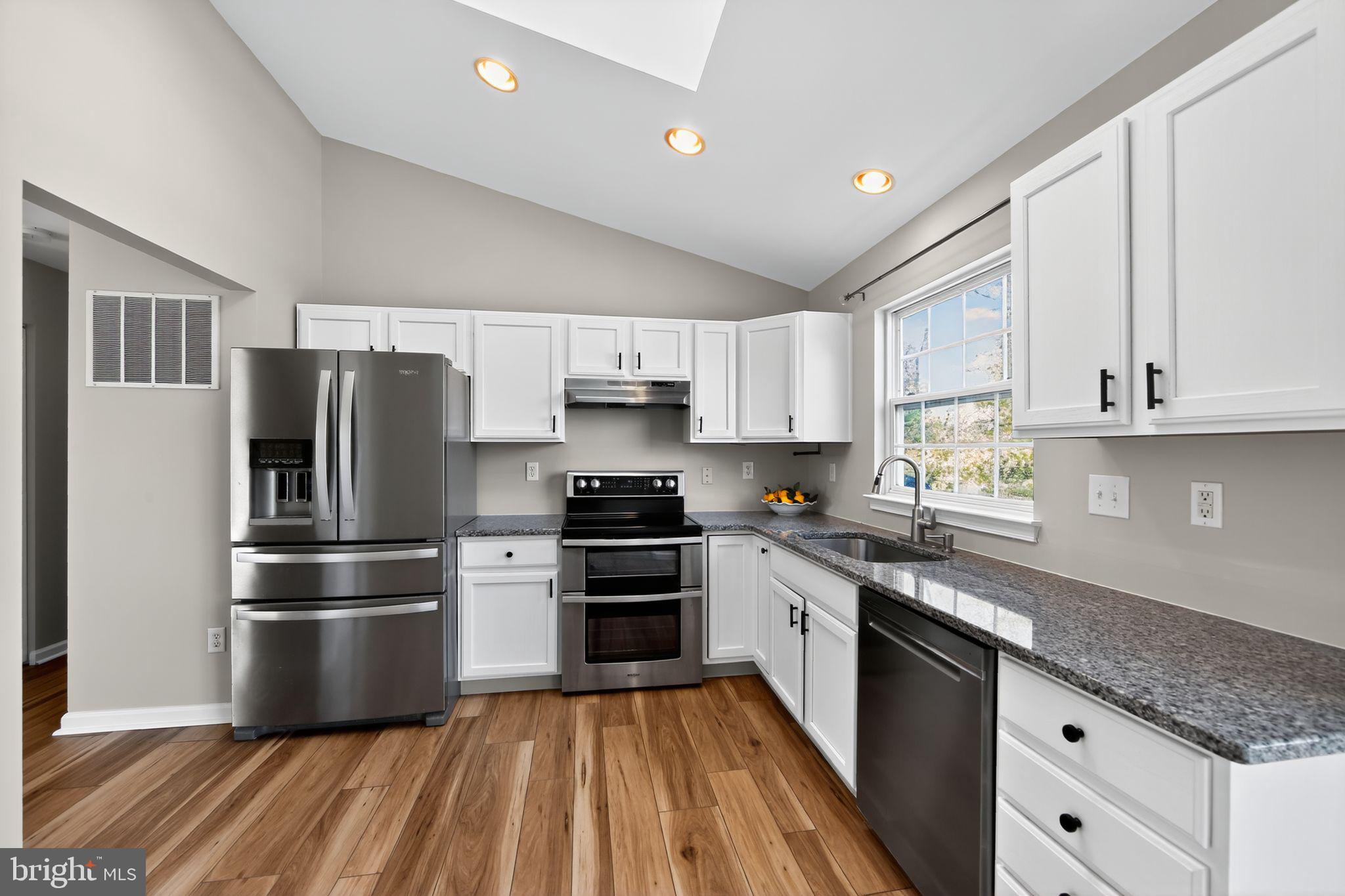 223 PARKVIEW BOULEVARD