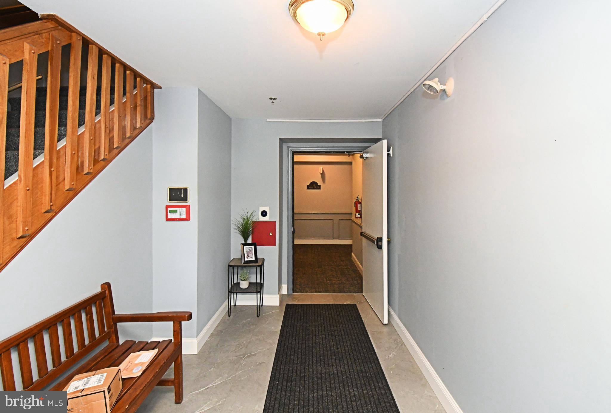 227 PAOLI POINTE DRIVE 227-U