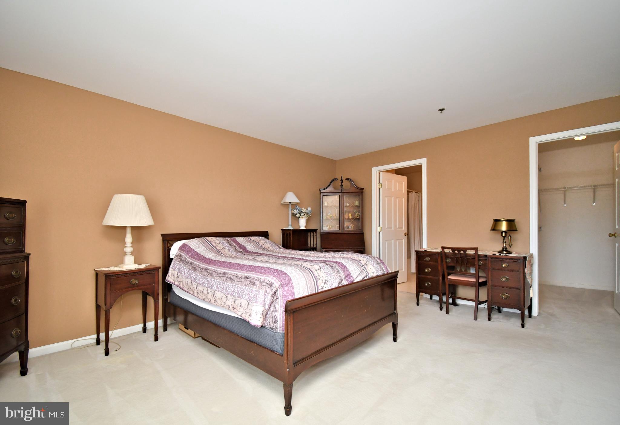 227 PAOLI POINTE DRIVE 227-U