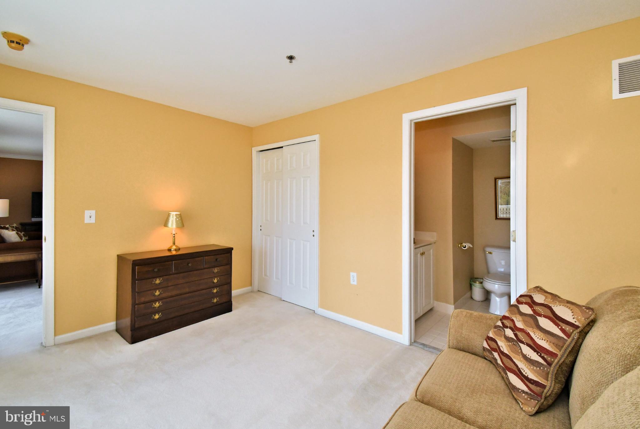 227 PAOLI POINTE DRIVE 227-U