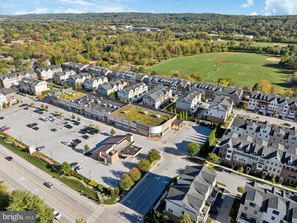 50 PARKVIEW CIRCLE