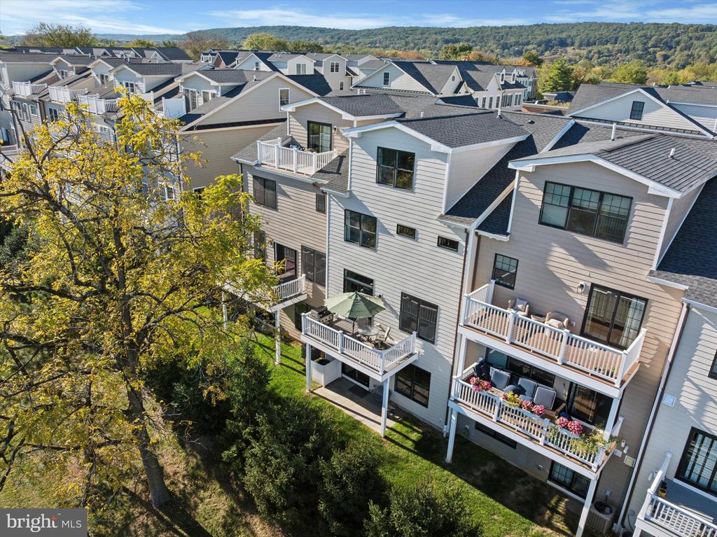 50 PARKVIEW CIRCLE