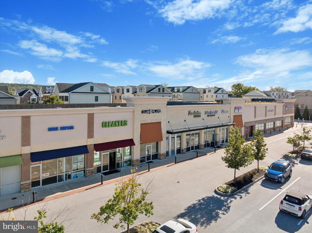 50 PARKVIEW CIRCLE