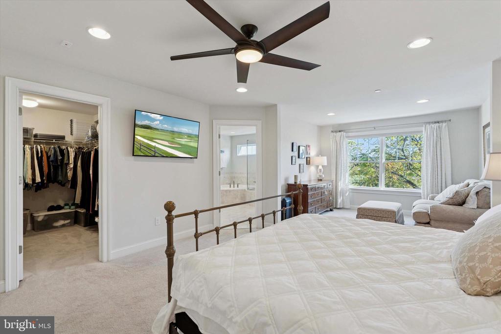 50 PARKVIEW CIRCLE