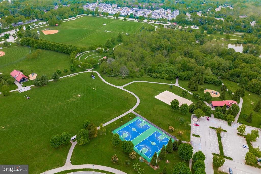 50 PARKVIEW CIRCLE
