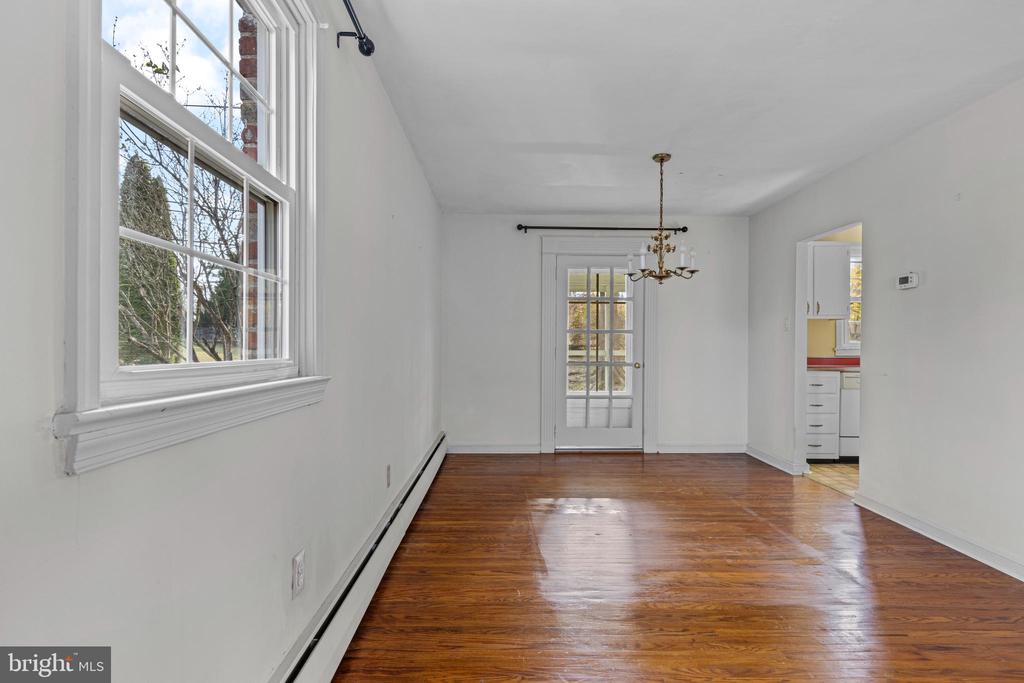 320 LANDSENDE ROAD