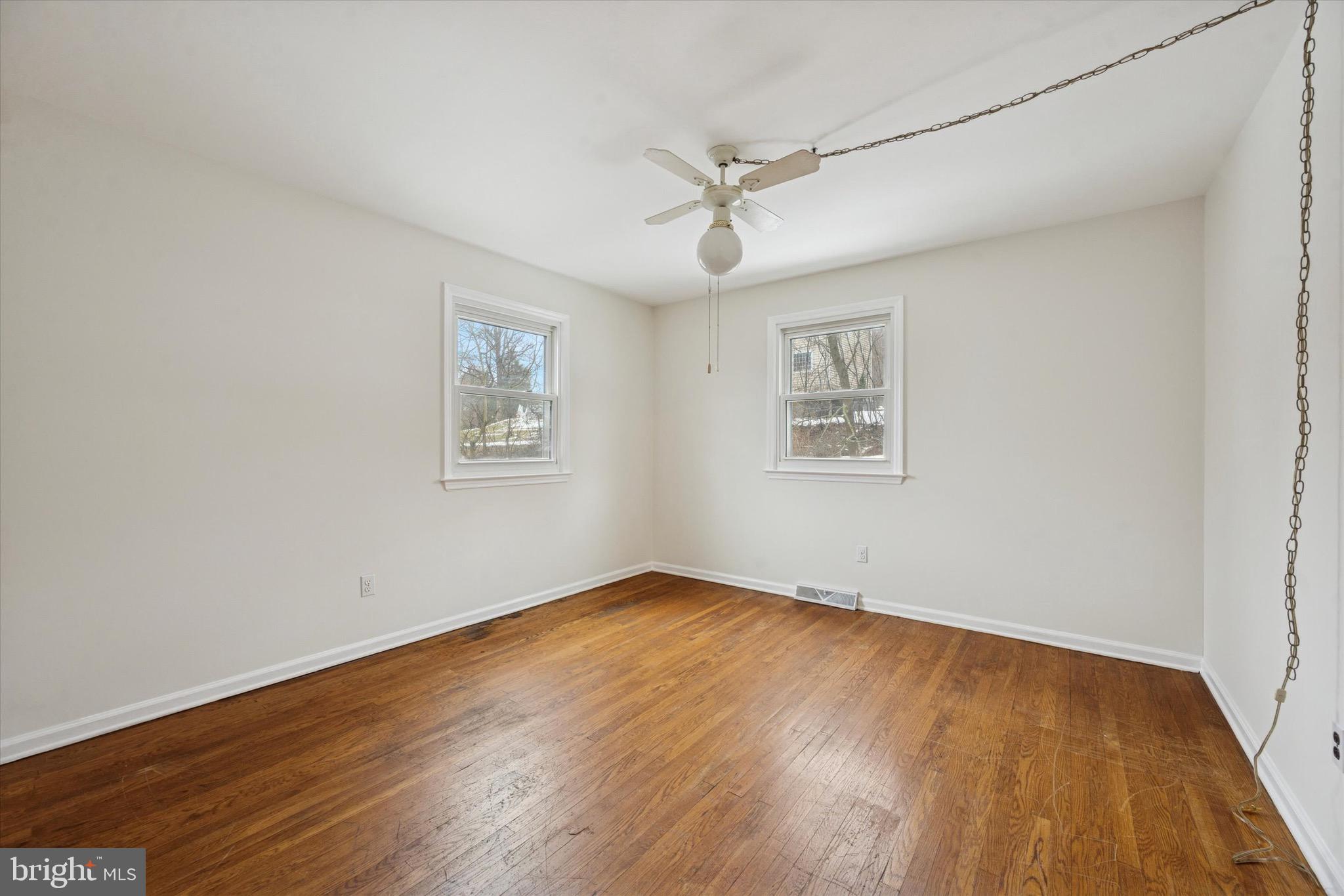 5 WESTGATE CIRCLE