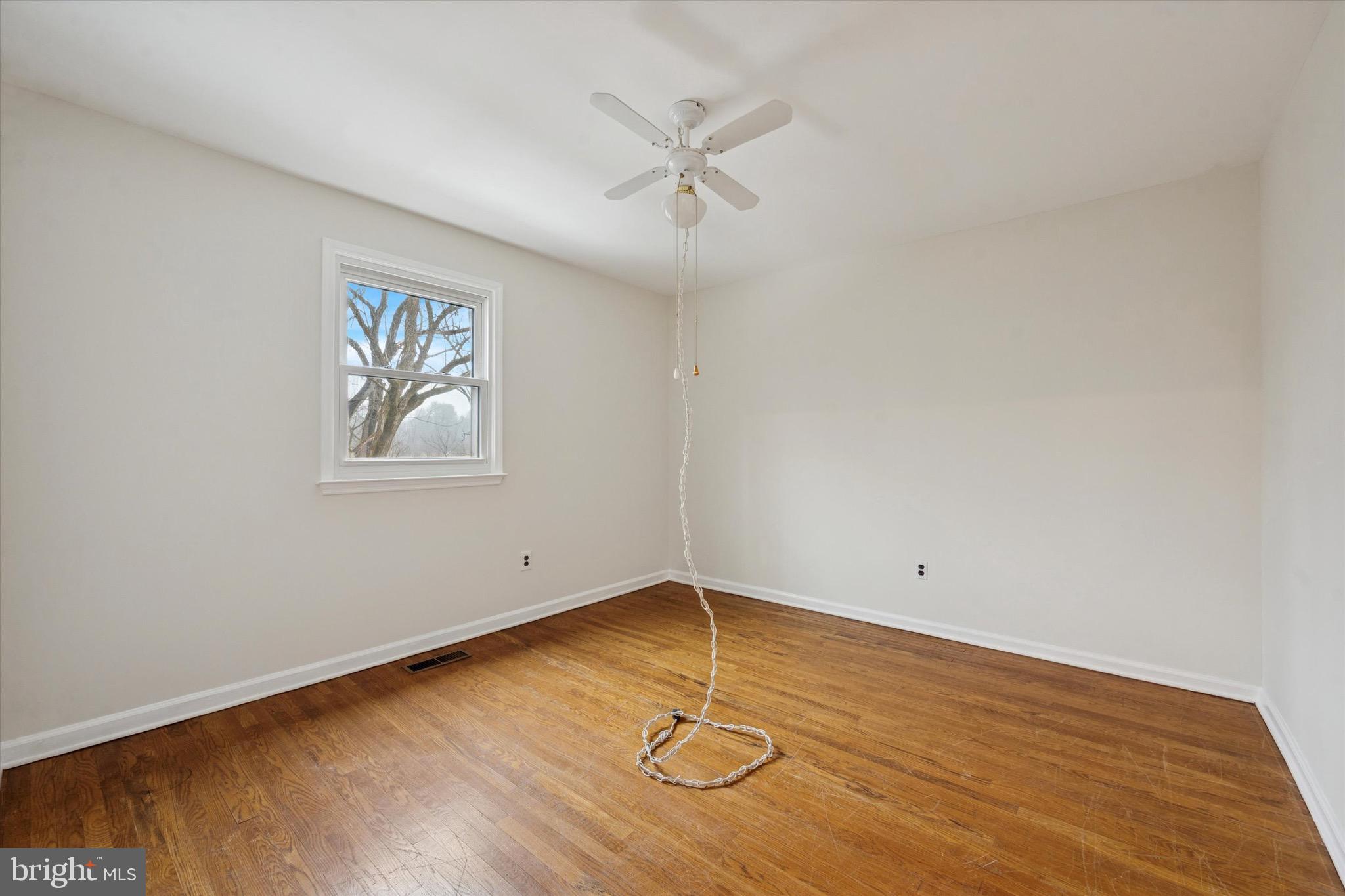 5 WESTGATE CIRCLE