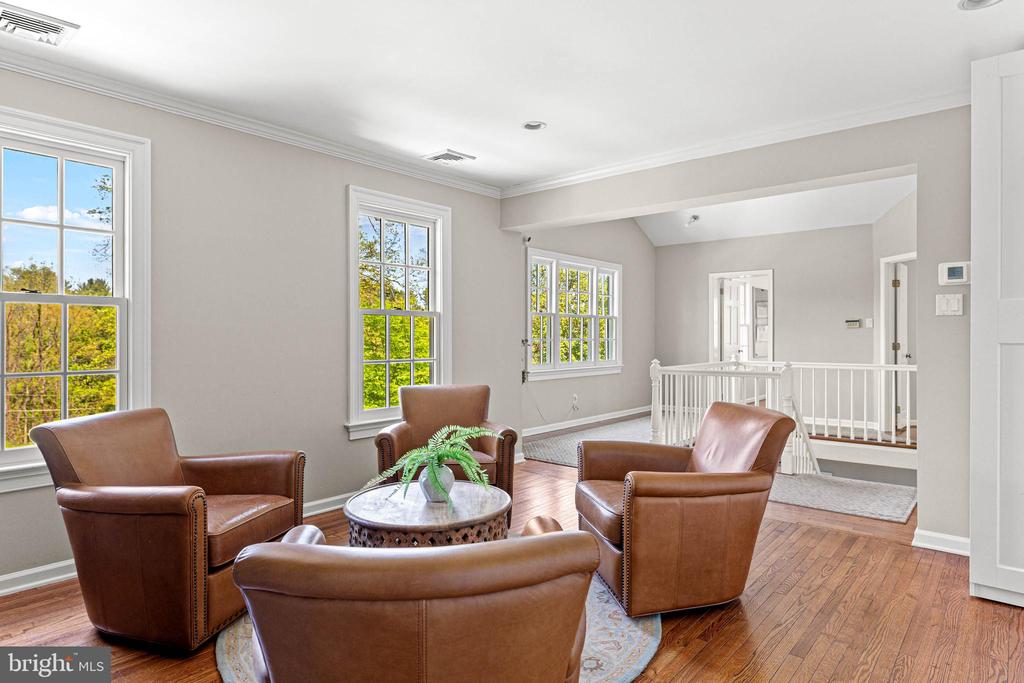 2430 WHITE HORSE ROAD