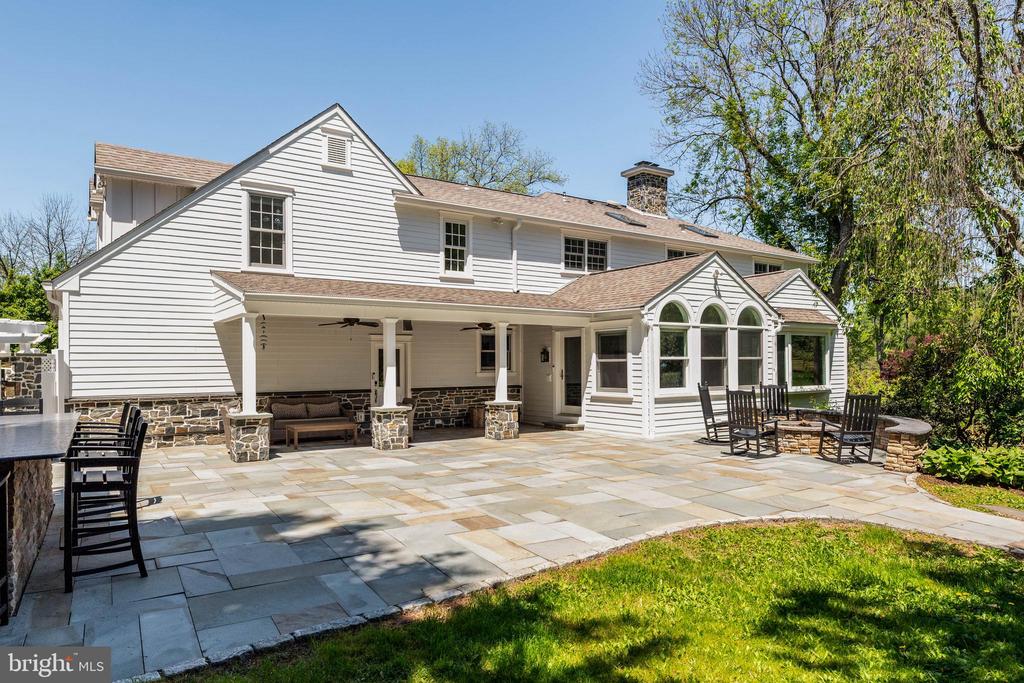 2430 WHITE HORSE ROAD