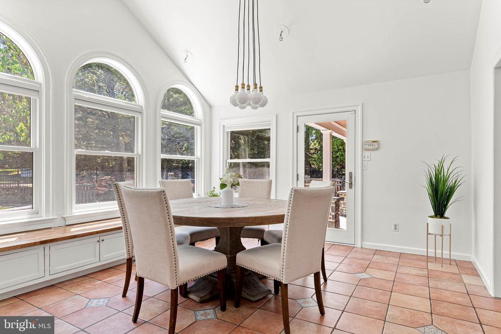 2430 WHITE HORSE ROAD