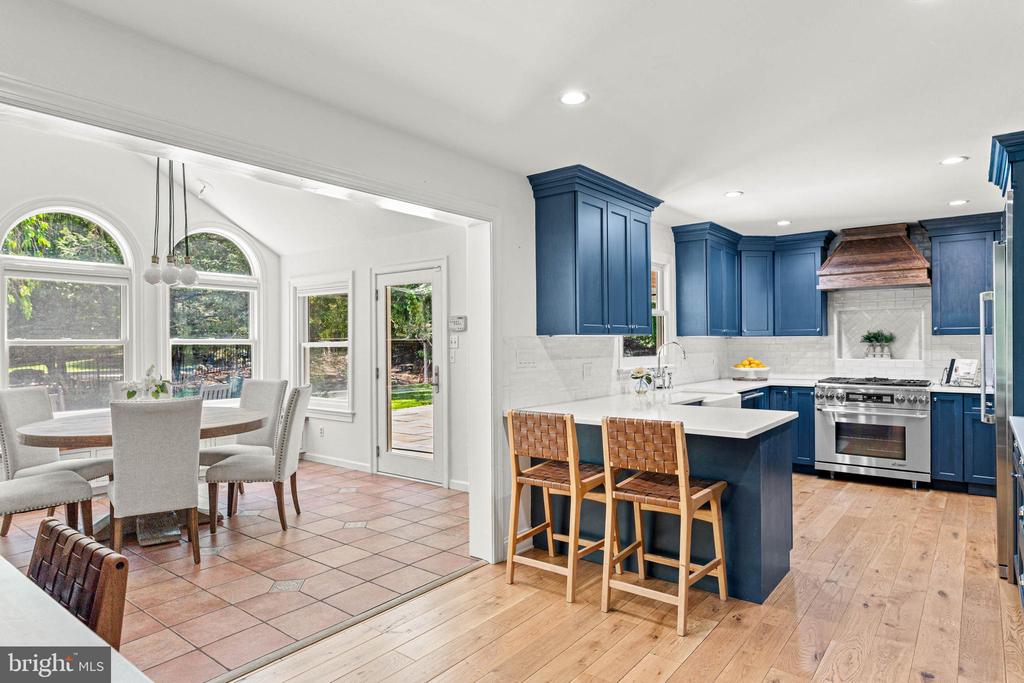 2430 WHITE HORSE ROAD