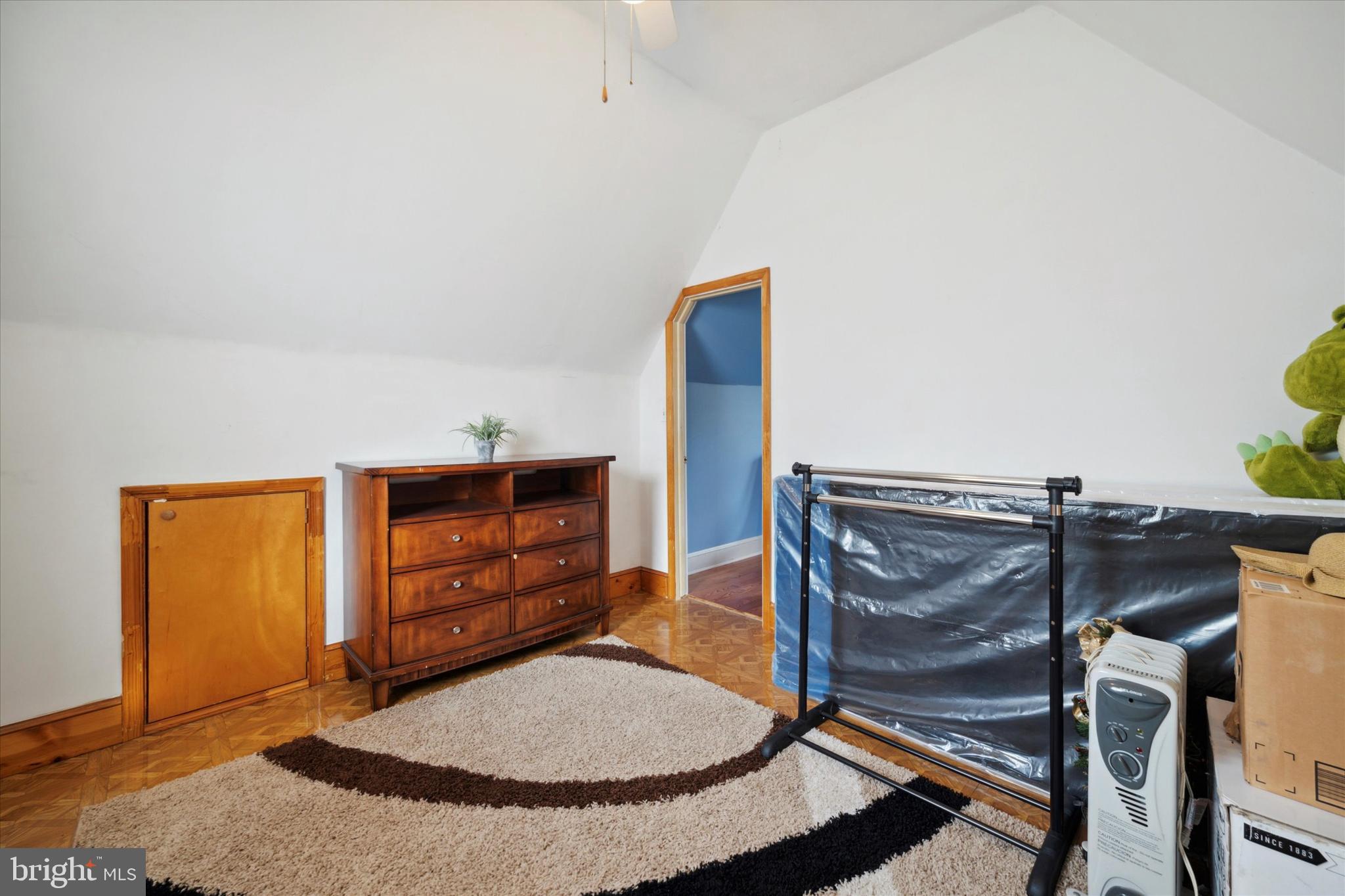 641-A000 N Providence Rd