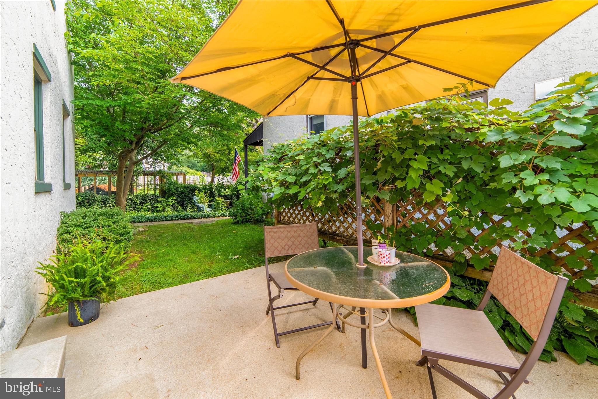 641-A000 N Providence Rd