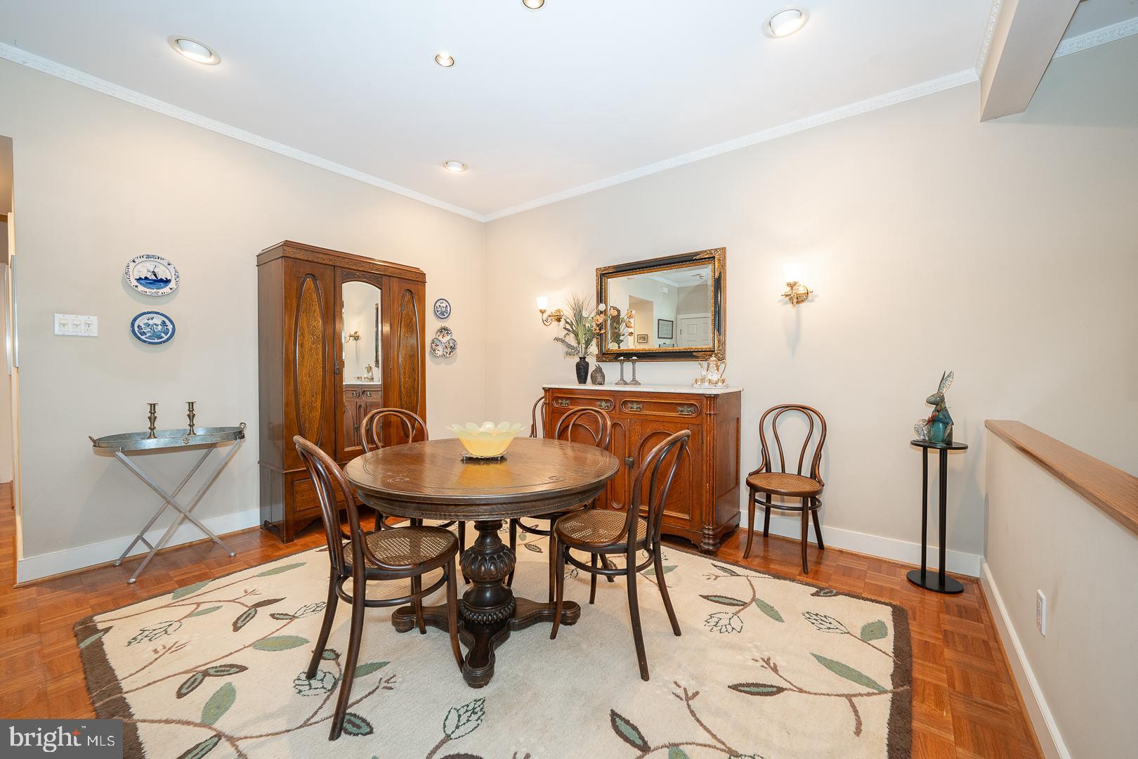 41 Greythorne Woods Cir