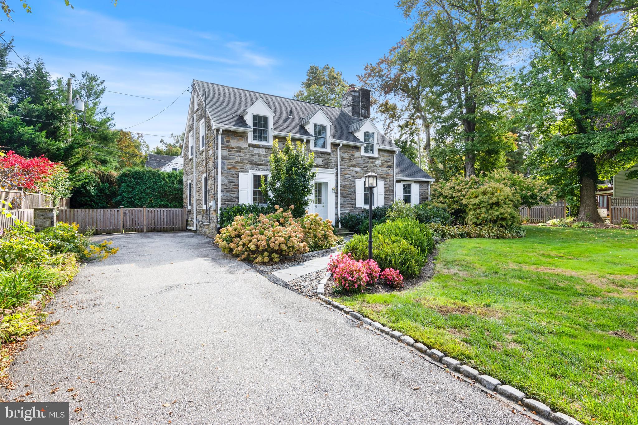 15 Fawn Ln