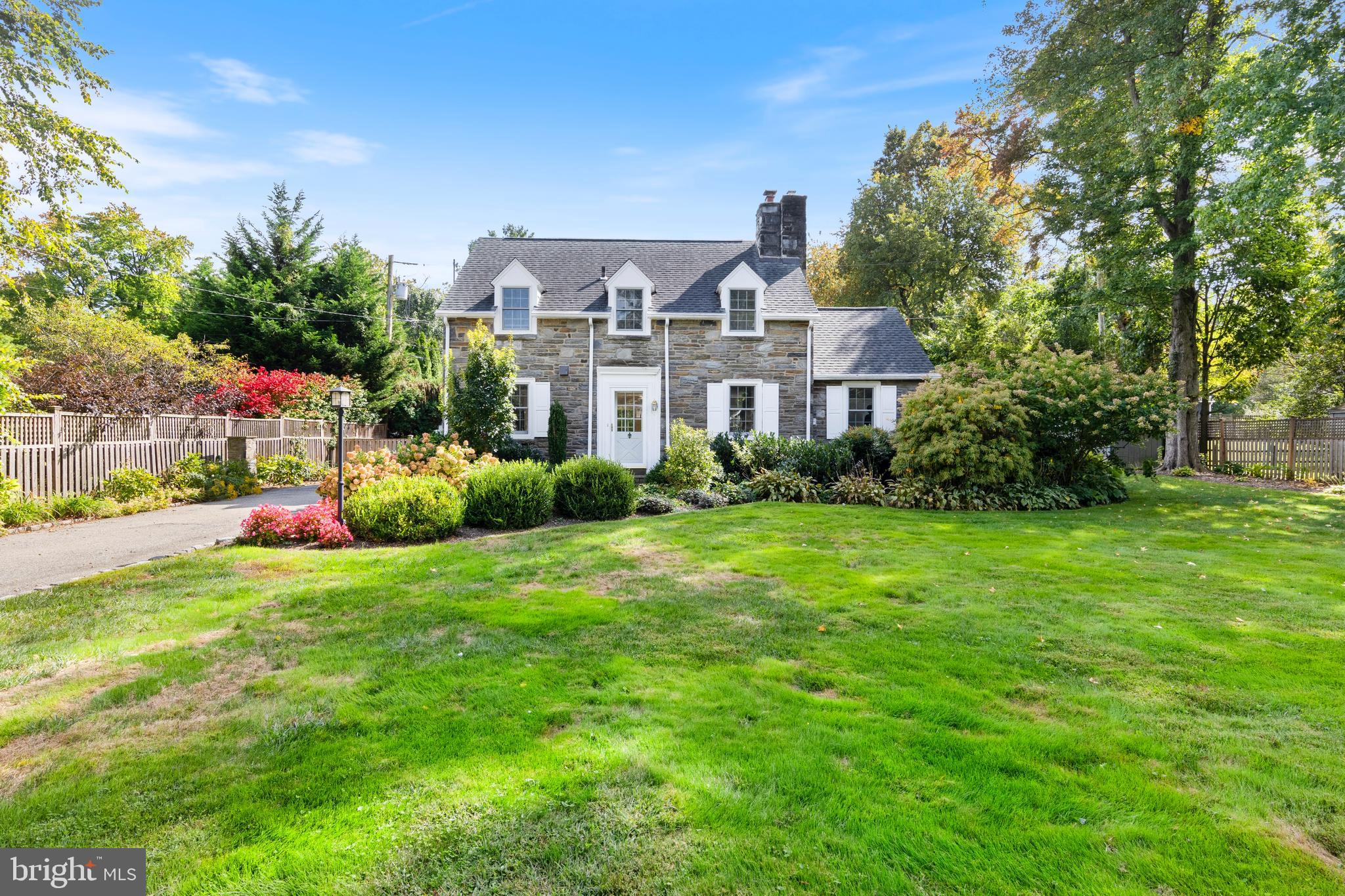 15 Fawn Ln