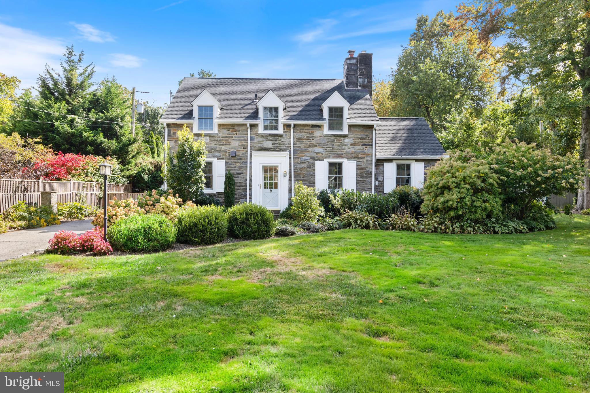15 Fawn Ln