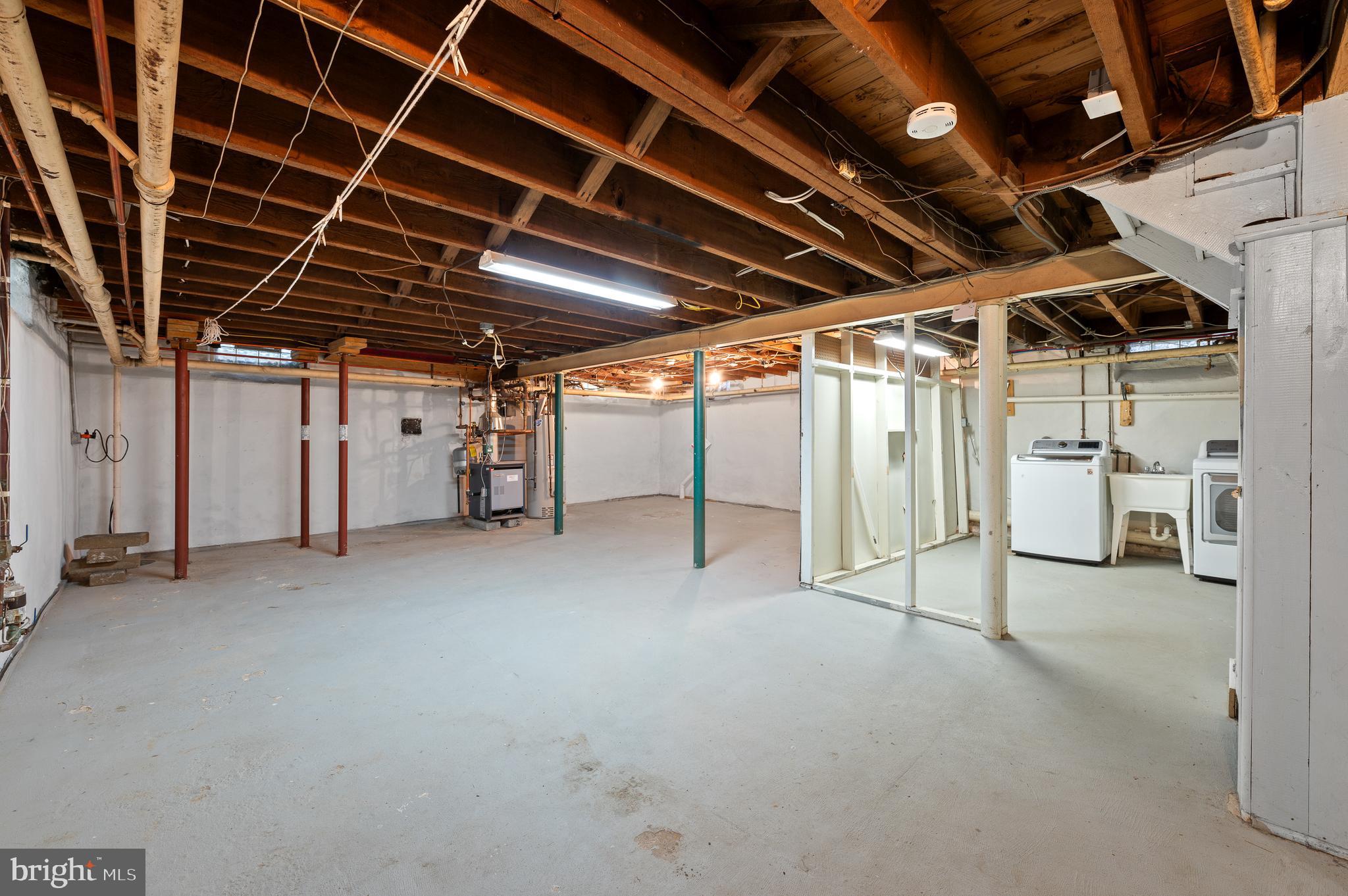 301 West Ave
