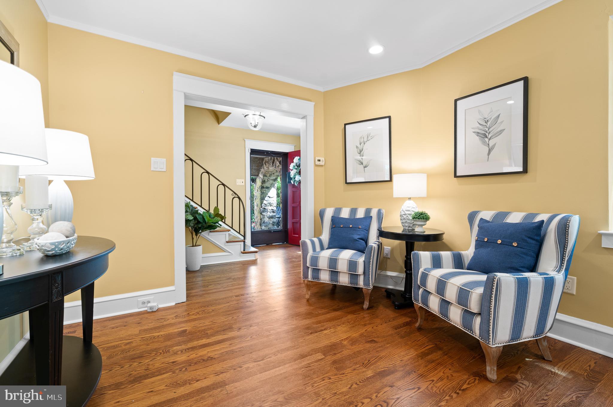 301 West Ave
