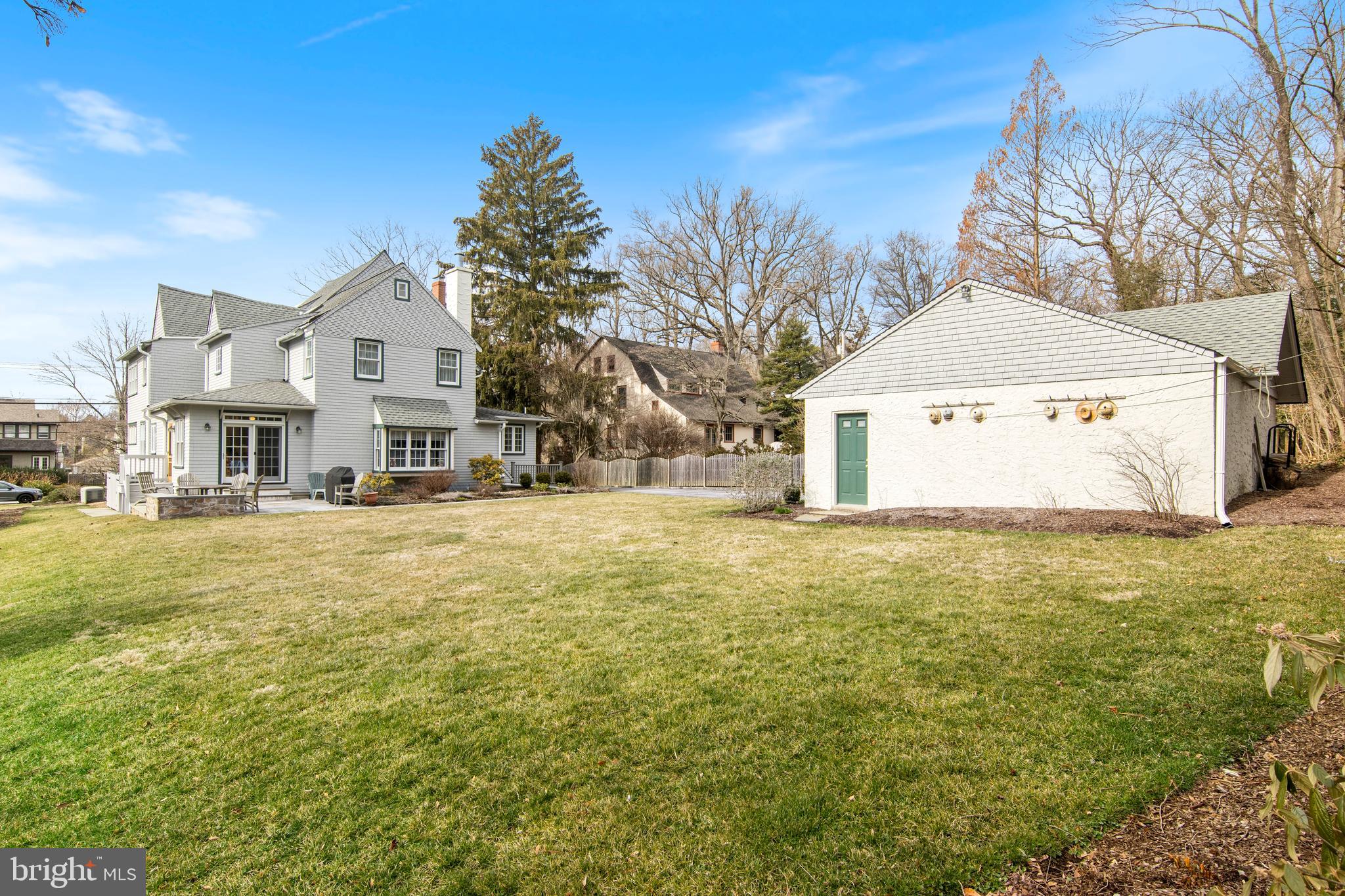 421 Woodland Ave