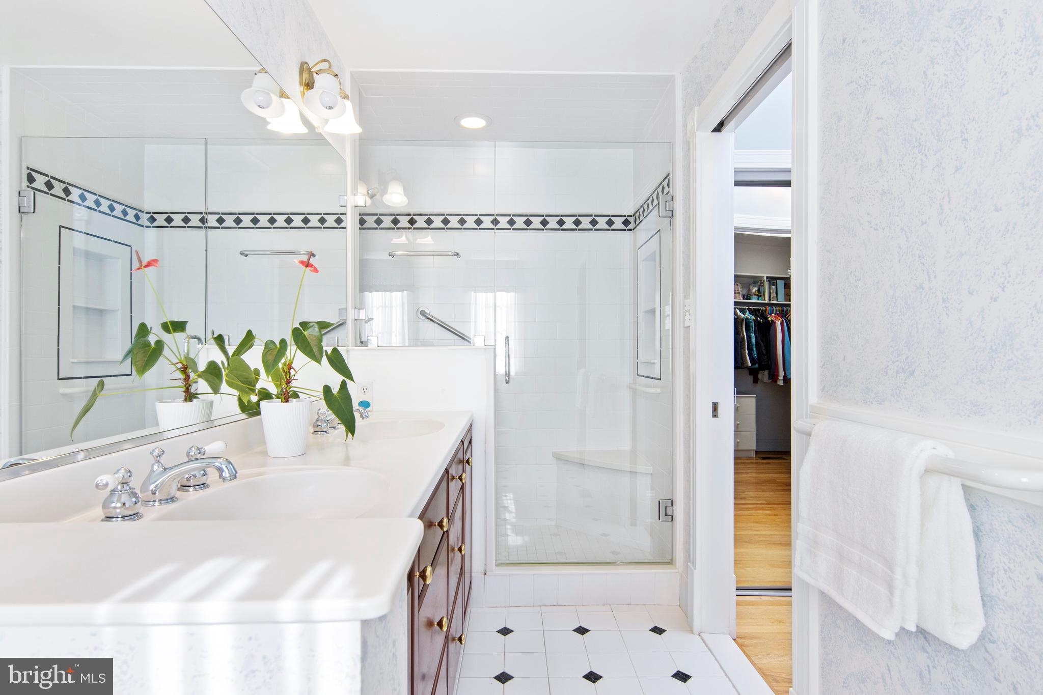 421 Woodland Ave
