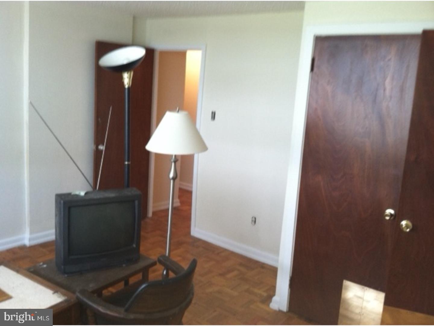 1030 E LANCASTER AVE #914